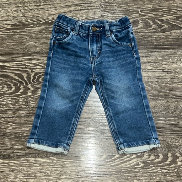 Oshkosh blue jeans with a cuffed hem with functional button and zipper - Picture 1 of 5